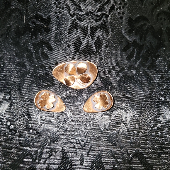 Vintage Four Leaf Clover Brooch and Earrings - Picture 7 of 7